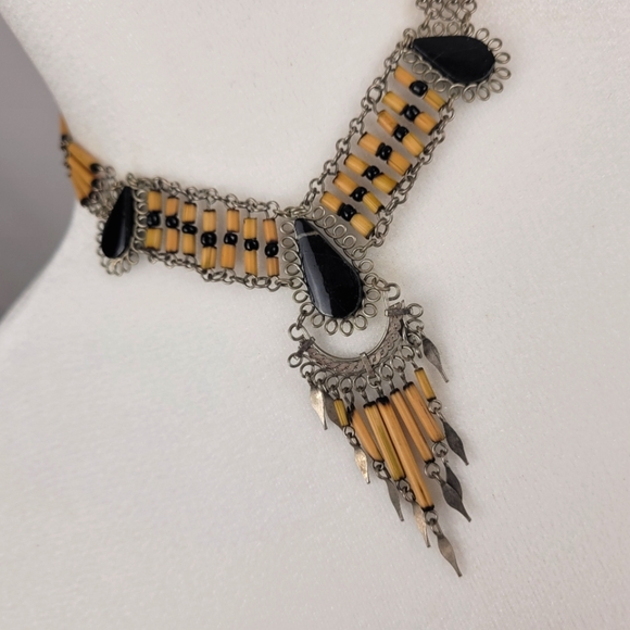 Peruvian Quills and Lapis Chocker Necklace - Picture 4 of 4